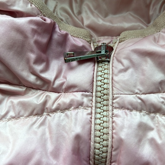 Moncler girls pink jacket size 4 (has discoloration) - Picture 8 of 15
